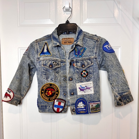 Boys Vintage Levi Jean Jacket Size 7 with Patches, GUC - Picture 1 of 12
